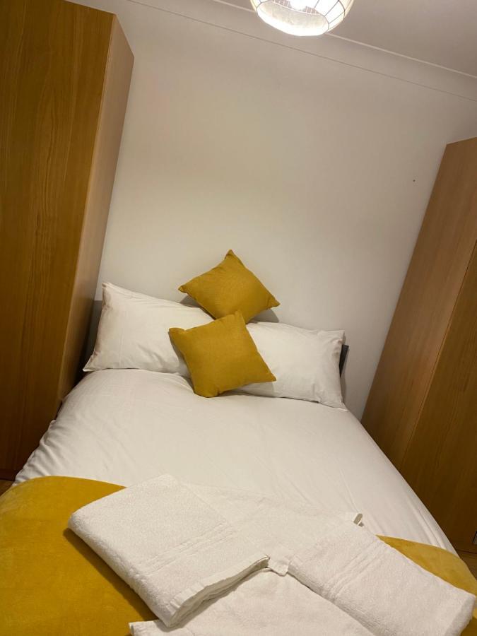Paradise Luxury Apartment อ็อกซ์ฟอร์ด ภายนอก รูปภาพ