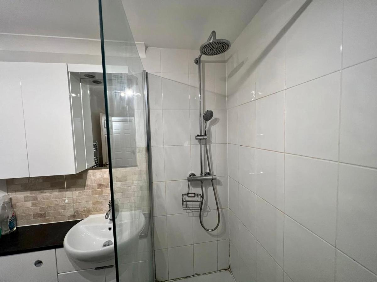 Paradise Luxury Apartment อ็อกซ์ฟอร์ด ภายนอก รูปภาพ
